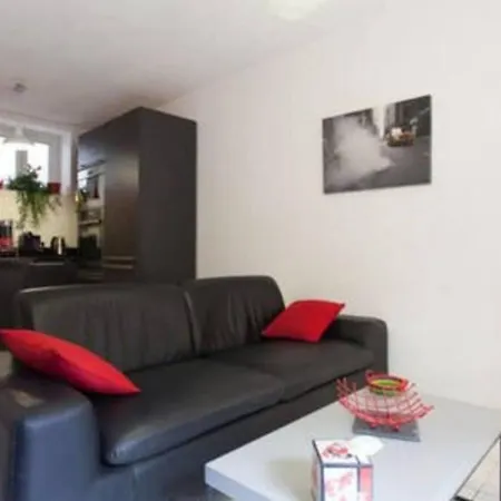 Avec Grande Terrasse A Apartment
