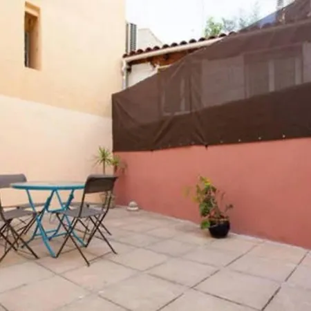 Apartment Avec Grande Terrasse A